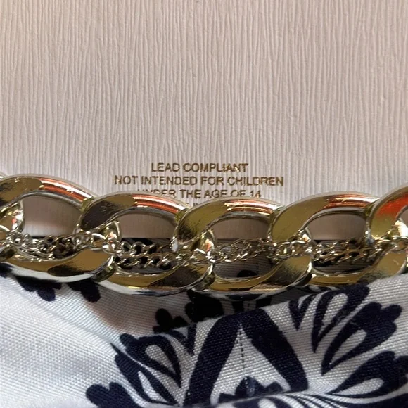 Chloe’s Accessory Silver Necklace in silver lead compliant - Picture 2 of 8